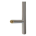 Maniglia per porta unilaterale rotonda 32×800 mm – acciaio inox AISI 304, satinato, fissaggio 45° 000-723 (2)
